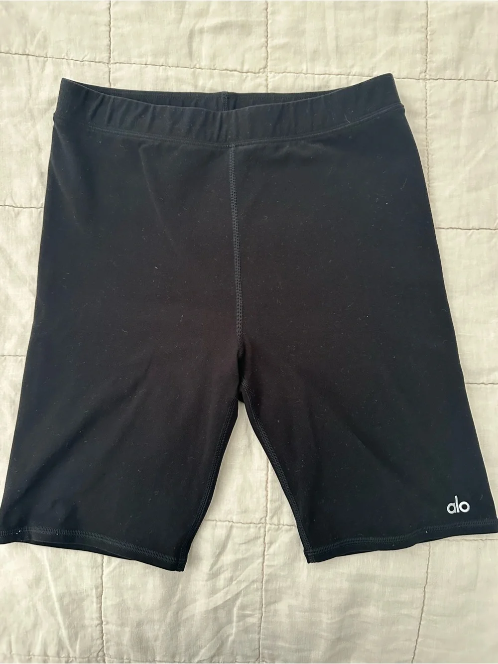 Alo - Bicycle Shorts - size M - black
